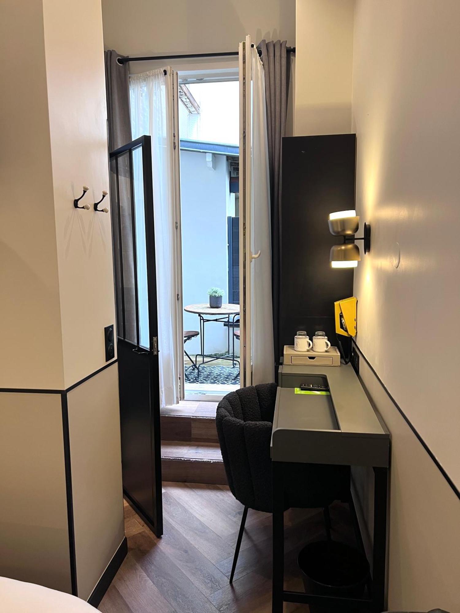 Hotel Des Beaux Arts